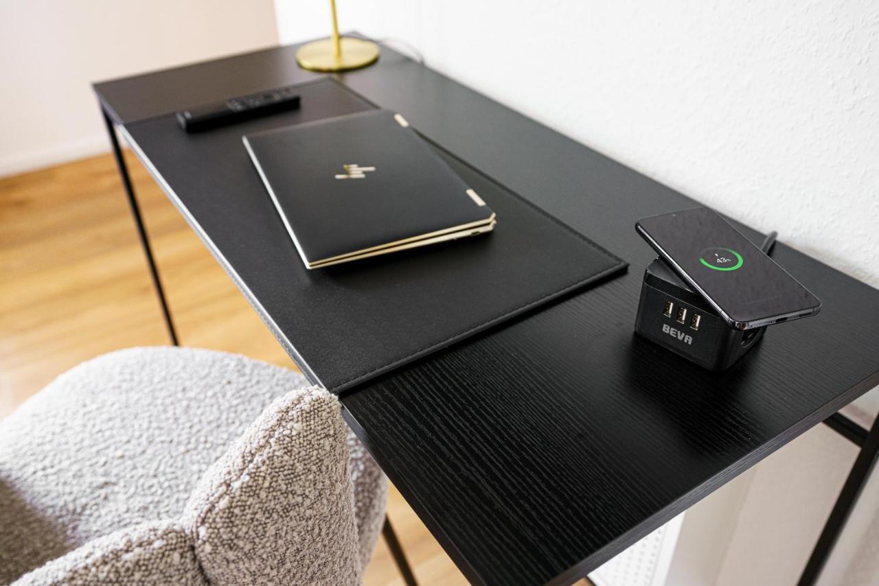 Staytona - Parkpl. - Balkon - Wlan - Netflix - Wfh เทานุสชไตน์ ภายนอก รูปภาพ